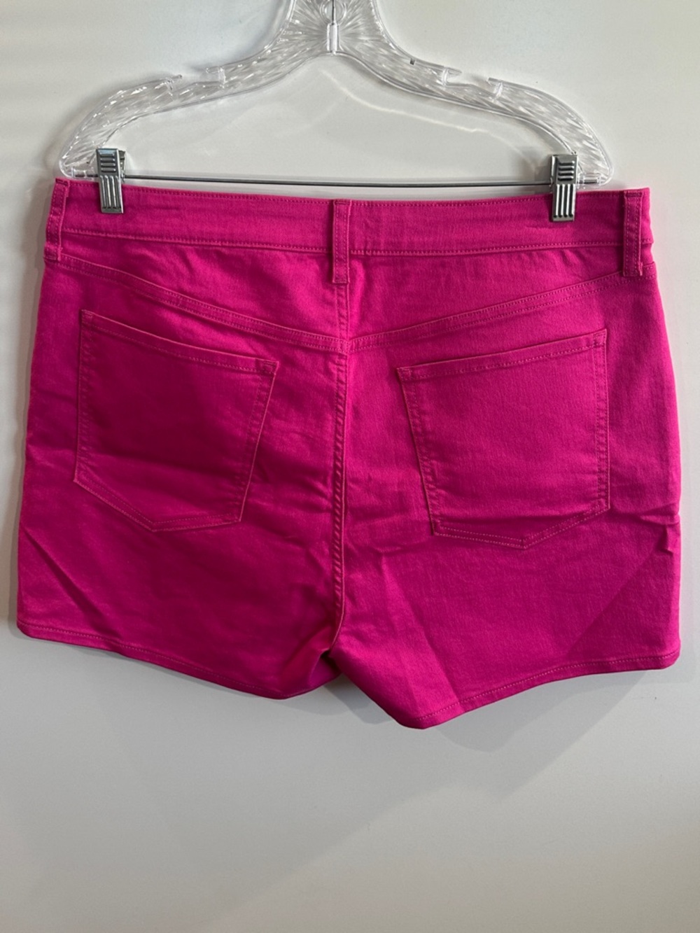 High-Waisted Wow Jean Shorts Size 16 - Picture 4 of 7